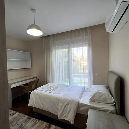 Spacious Flat Close To Erasta'8' Antalya Exterior photo